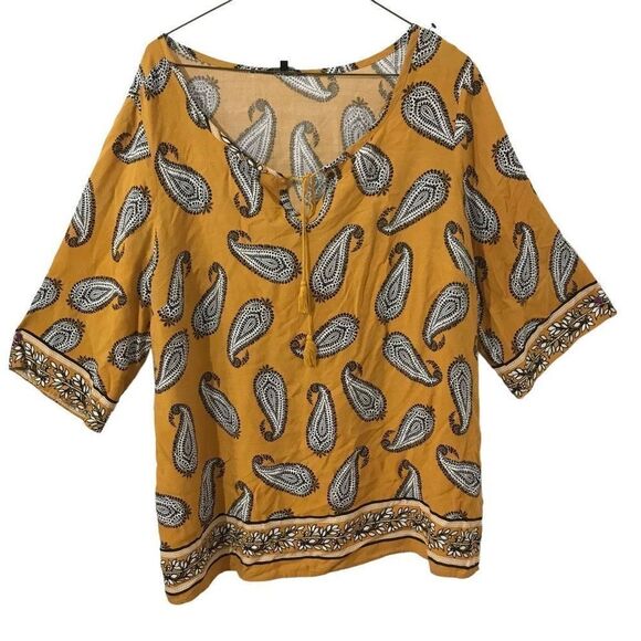 Unique spectrum￼ half sleeve blouse size 2X.  ￼A344 - Picture 1 of 3